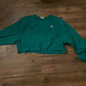 Champion cropped sweatshirt !